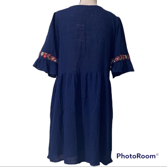 entro medium women’s shirt sleeve blue v neck floral embroidered baby doll dress - Picture 2 of 15